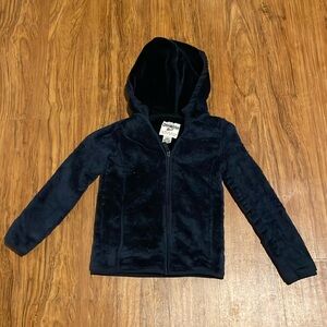 Beautiful navy blue Sherpa jacket for a girl size 6/6X by Oshkosh B’gosh.